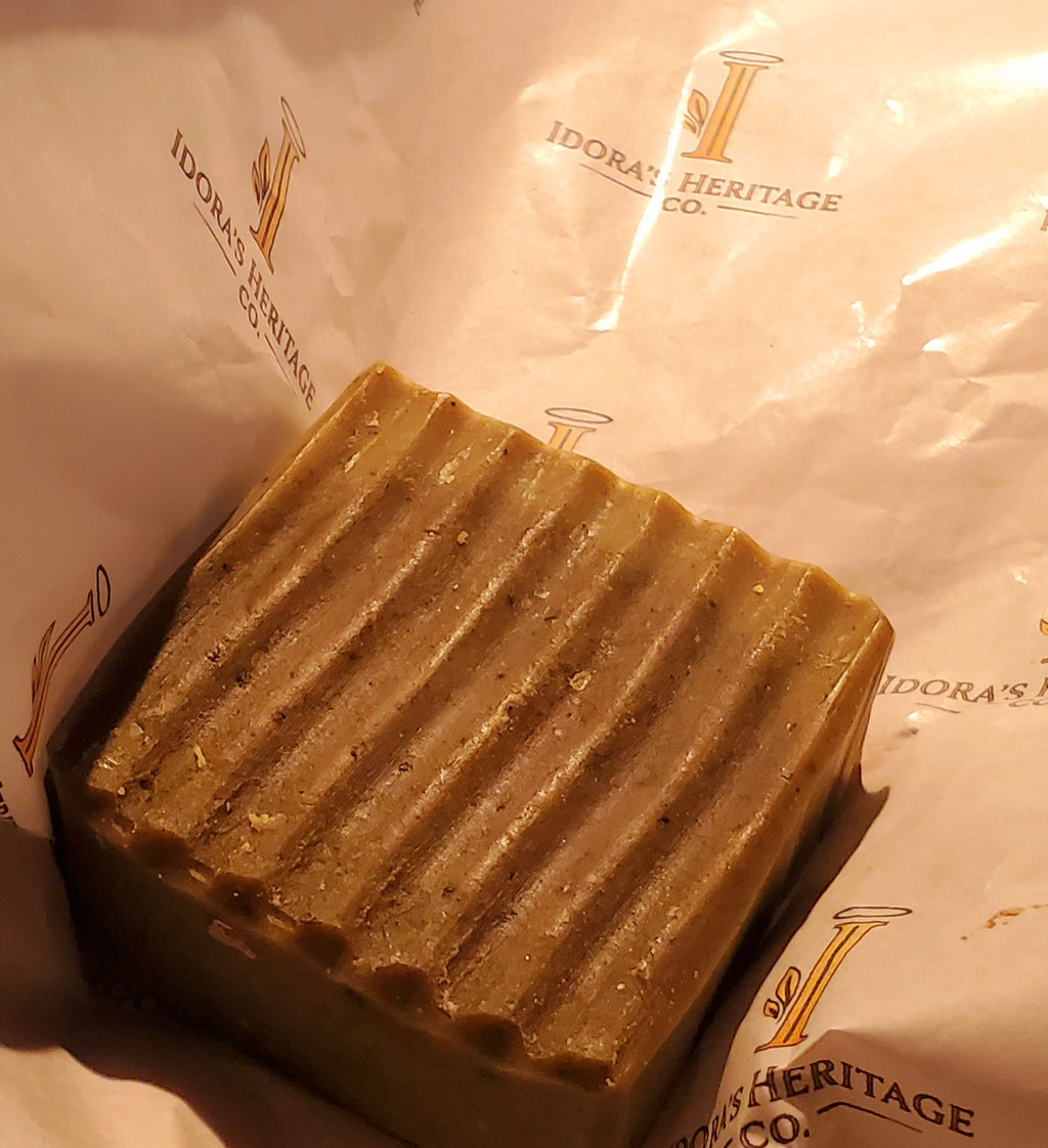 Black Seed & Matcha Detox Bar
