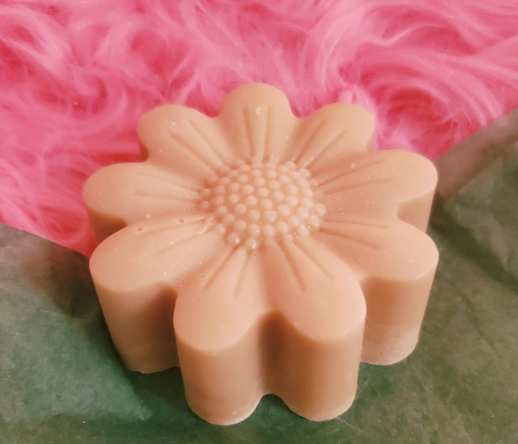 Idora's Grace Facial Brightening Bar - Fuller Earth, Cocoa and Shea